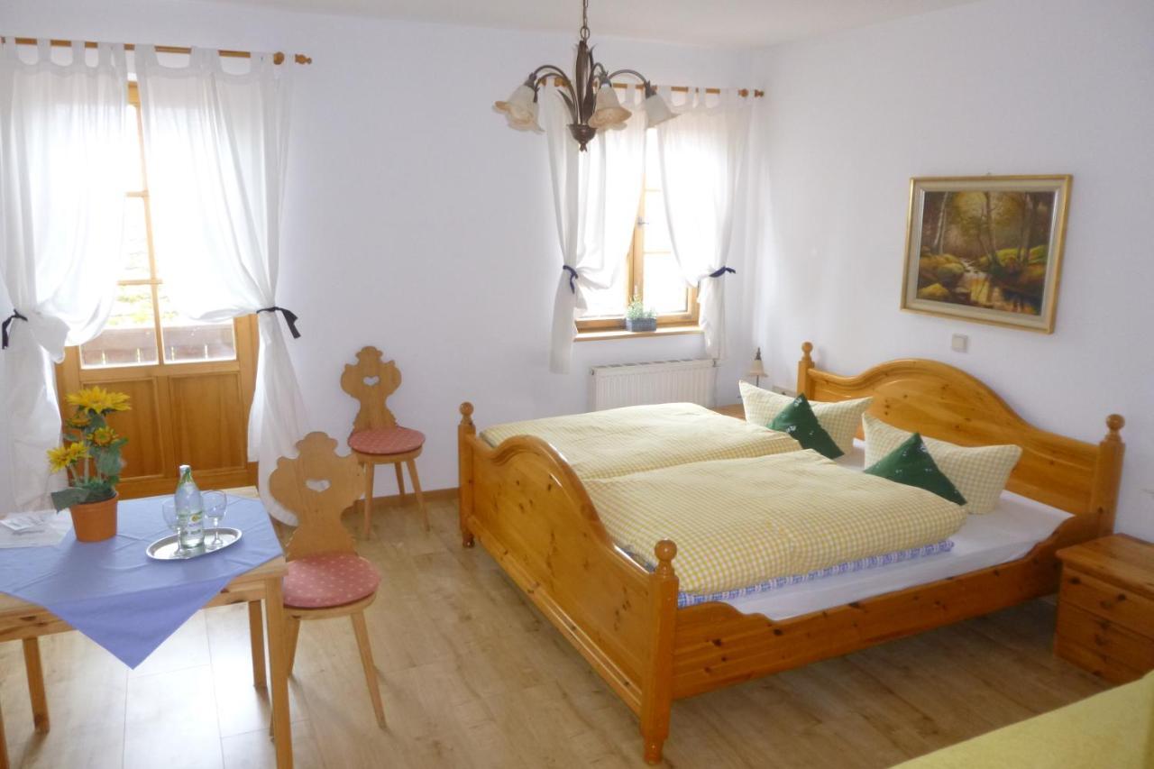 Landgasthof Berg Eurasburg Szoba fotó